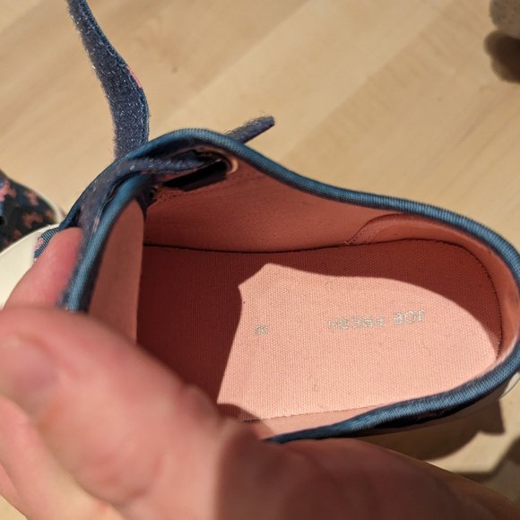 Joe Fresh Unicorn Velcro Shoes - Size 8, Brand New for Infant Girl! - Picture 4 of 5